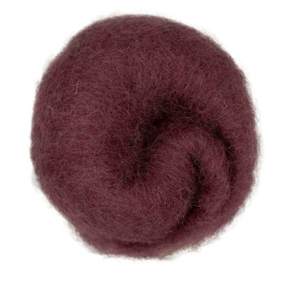 Onion – warm golden-brown shade of Maori carded wool. 100g felting fibre for needle felting, wet felting, and craft projects. Use as base wool, core fibre, or a smooth finishing layer.