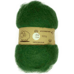 A green carded wool batting labeled '69 Forest' from TheFeltBox.co.uk weighing 100g.