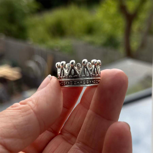 Metal Crown Charm – 20mm Diameter | The Felt Box UK -Antique Silver